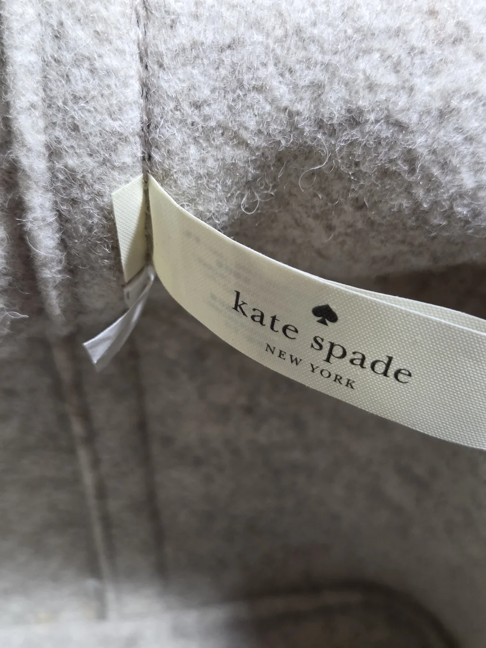 Kate Spade Frosted Felt Small Harmony Tote & Wristlet Set Oatmeal / Black NWOT